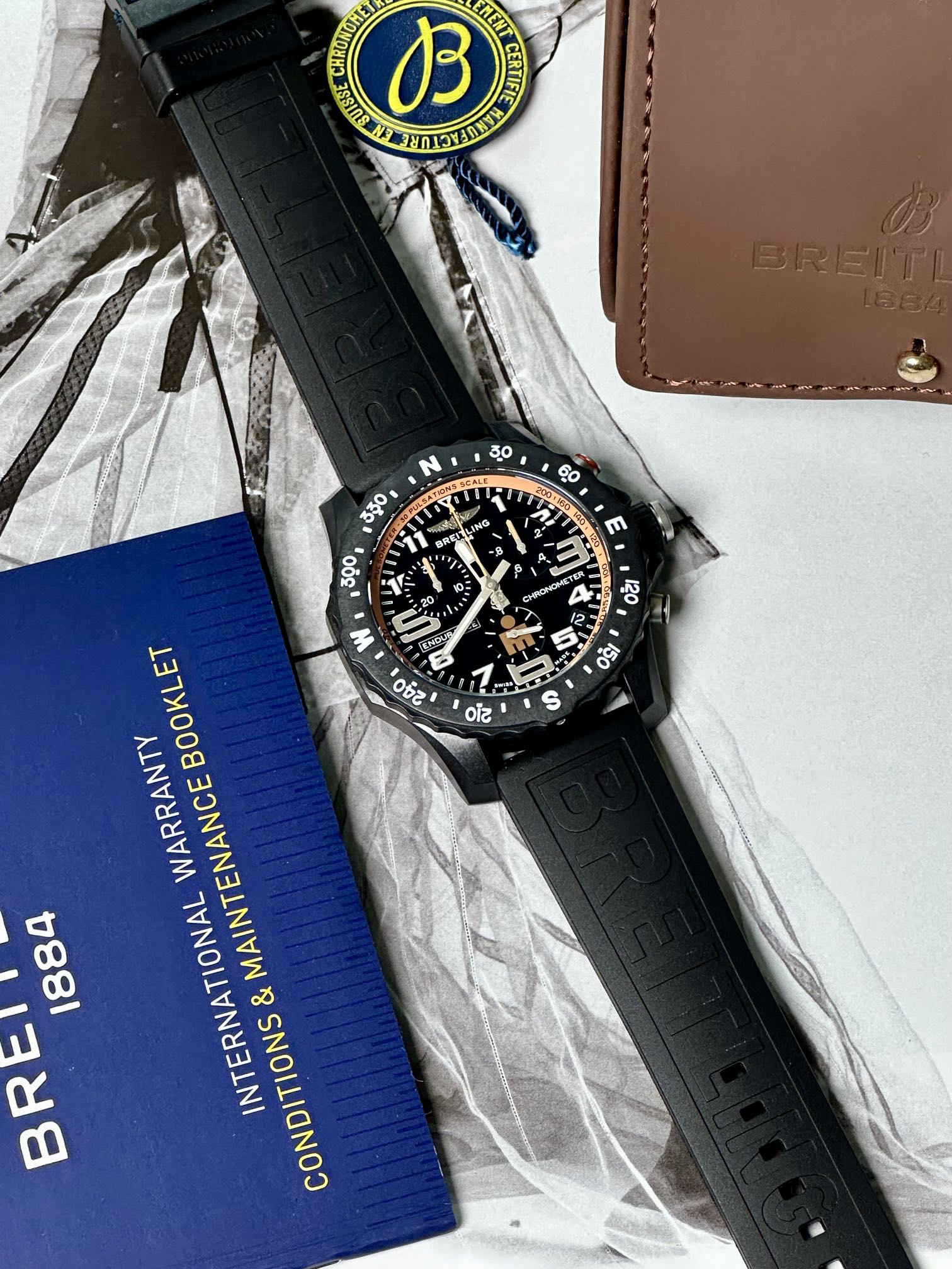 Breitling Endurance Pro Karbon 44mm AAA Replika wysokiej jakości Zegarki Zegarek