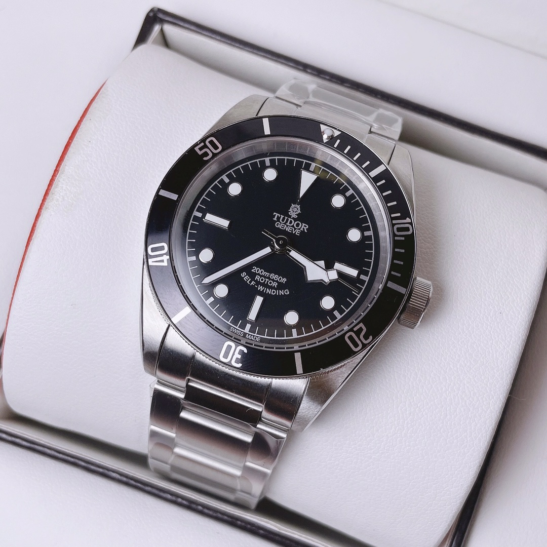 Tudor Black Bay 41mm Kwarc AAA Replika wysokiej jakości Zegarki Zegarek